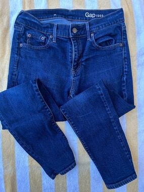 GAP Jeans Womens 27 Blue dark wash Girlfriend Stretch Denim